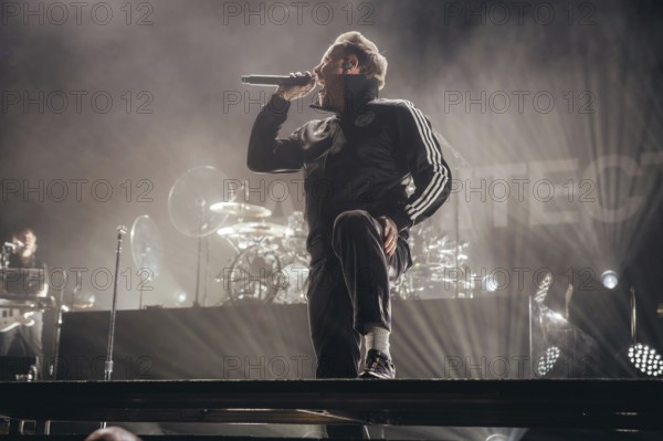 Singer Samuel David Carter from Architects live on European Tour 2026 in the Berlin Velodrome on 22.01.2026