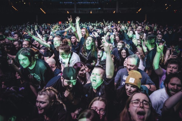 Architects' audience live on European Tour 2026 at the Berlin Velodrome on 22.01.2026