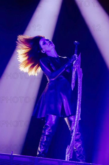 Simone Simons, singer of Epica, live on Arcane Dimensions Tour 2026 at Munich's Zenith on 17.01.2026