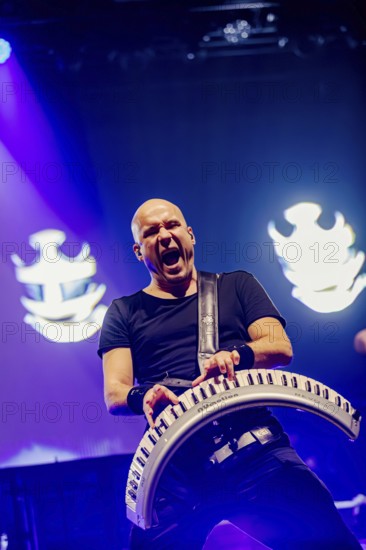 Coen Janssen, keyboardist from Epica, live on Arcane Dimensions Tour 2026 at Munich's Zenith on 17.01.2026