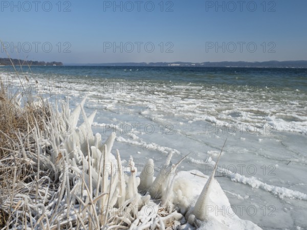 Eis am Starnberger See near Bernried, Fünfseenland, Upper Bavaria, Germany