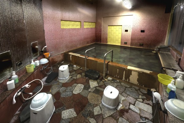 Traditional bath at Daymaruya Ryokan in Yamanouchi, Yamanouchi, Japan