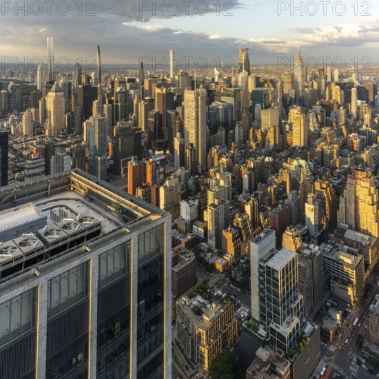 Manhattan midtown skyline, Edge, New York, USA