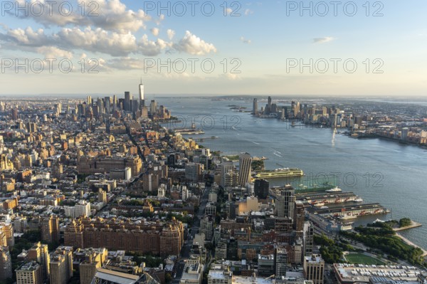 Lower Manhattan skyline, Edge, New York, USA