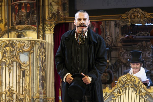 Pierre Besson, Wilhelm bush: Sauerkohl & Misetaten, photo sample on 14.01.2026 in the comedy Am Kurfürstendamm in the Ernst-Reuter-Saal, Berlin, premiered on 20.01.2026