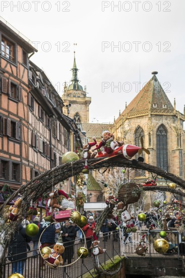 Christmassy decorated half-timbered houses, Old Town, Colmar, Haut-Rhin Department, Alsace, France