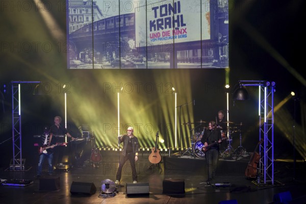 Toni Krahl and the Kinx from Prenzlauer Berg live on The same was the tour in Berlin's Friedrichstadtpalast on 12.01.2026