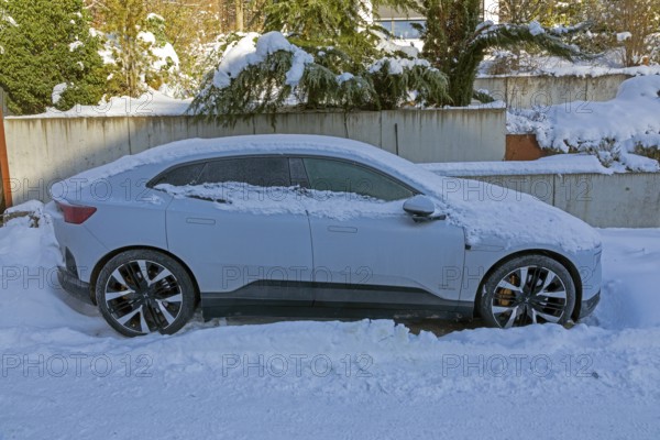 Snowy car, winter, snow, Sieversen, Samtgemeinde Rosengarten, Lower Saxony, Germany