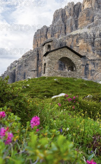 Cappella Ai Brentei Chapel Memorial for injured mountaineers at the Rifugio Ai Brentei mountain hut, picturesque mountain landscape, Brenta, Trentino, Italy