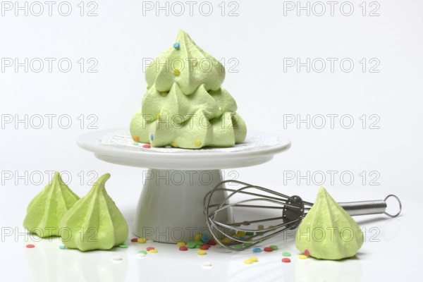 Meringue in the shape of a Christmas tree, Christmas cookies, meringue