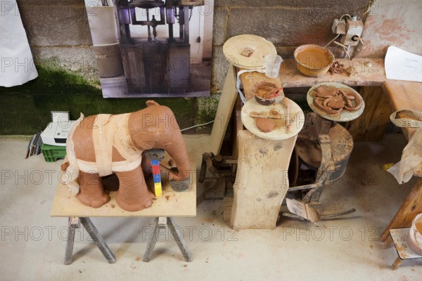 A pottery workshop in the Keramik.um museum, an exhibition house dedicated to the history of Fredelsloh's pottery trade, Fredelsloh, Lower Saxony, Germany