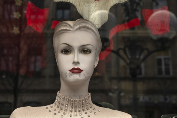 Head of a vintage mannequin from the 1950s, Bavaria, Germany