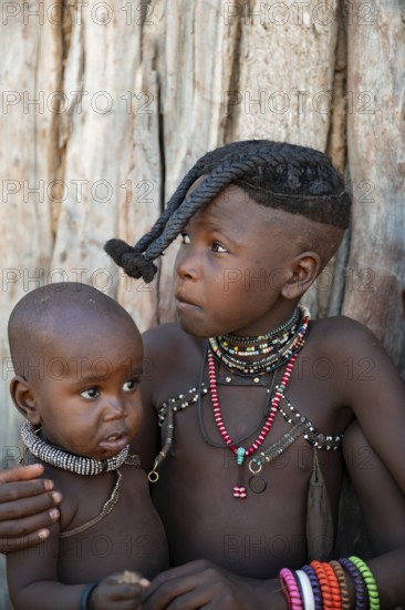 Portrait, girl, Himba children, traditional Himba village, Kaokoveld, Kunene, Namibia