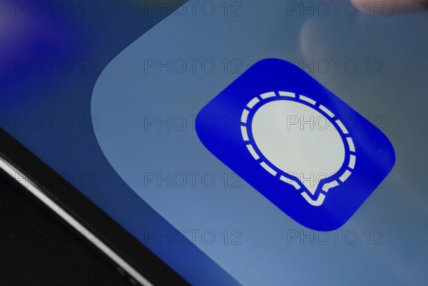 Dhaka, Bangladesh- 01 November 2025: A close up of an iPad screen displaying the Signal app