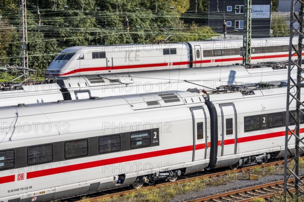 ICE trains on the railway line, north of Düsseldorf main station, North Rhine-Westphalia, Germany