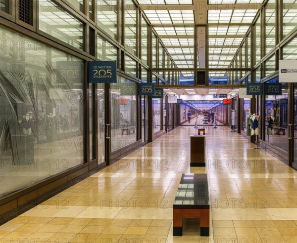 Interior design commercial property, partially vacant Shopping Quartier 205 in Friedrichstrasse and Mohrenstrasse, Berlin, Germany