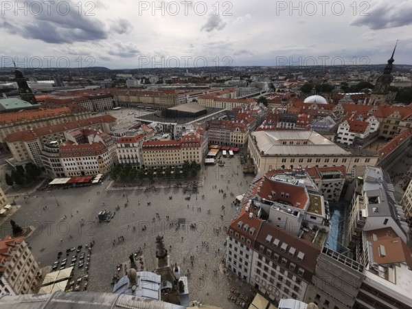 Extensive view of Dresden from above, with many historic buildings, Dresden