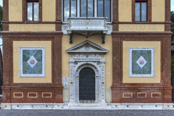 Renaissance palace, former Palazzina Canonica, today Library for Adriatic Studies, Venice, Veneto, Italy