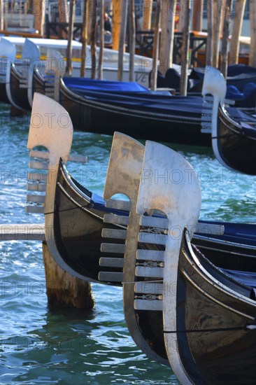 Metal tail on gondolas with six points, they symbolize the six districts of Venice, Venice, Veneto, Italy
