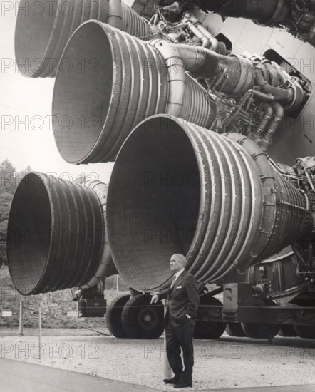 Dr. Wernher von Braun in front of the Saturn V engines around 1969, weapons technology, weapon systems, rocket technology, cruise missiles. Wernher von Braun was significantly involved in the success of NASA's space program and the moon landing. space travel, USA Contemporary history, historical