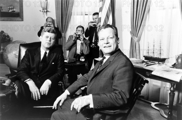 Willy Brandt meets with John F. Kennedy in the White House, USA Contemporary history, historical
