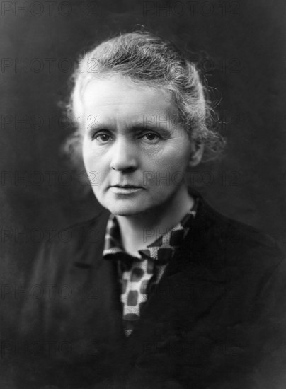 Marie Curie, portrait, around 1920. Marie Curie was a chemist and physicist of Polish descent. She coined the term “radioactive” to describe radiation. Together with her man and Henri Becquerel, she received the Nobel Prize in Physics on a pro rata basis. In 1911, she and her man received the Nobel Prize in Chemistry for the discovery of the chemical elements polonium and radium. Marie Curie is one of the five people who have received a Nobel Prize several times. She also received Nobel Prizes in two different subject areas. An absolute exceptional scientist. research, science, contemporary history, historical