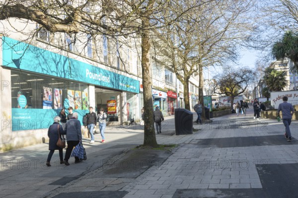 Shops and shoppers pedestrianised shopping street, New George Street, city centre of Plymouth, Devon, England, UK