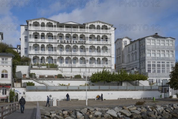 Hotel Fürstenhof an der Seepromenade, Bäderarchitektur, Sassnitz, Rügen, island, Baltic Sea, Mecklenburg-Western Pomerania, Germany