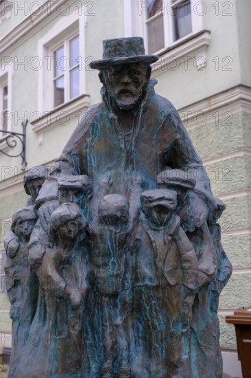 Janusz Korczak 1878 1942, with the children, 2003, memorial, bronze, Günzburg, Swabia, Bavaria, Germany