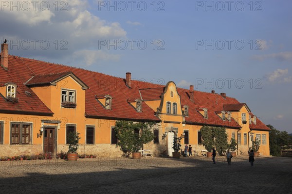Courtyard, Heidecksburg Castle, the former residence of the princes of Schwarzburg-Rudolstadt, Rudolstadt, Saalfeld-Rudolstadt district, Thuringia, Germany