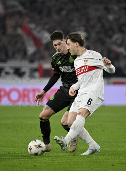 Tackle, action Tomas Cvancara Celtic Glasgow FC (11) vs Angelo Stiller VfB Stuttgart (06) Football UEFA Europa League, MHPArena, MHP Arena Stuttgart, Baden-Württemberg, Germany