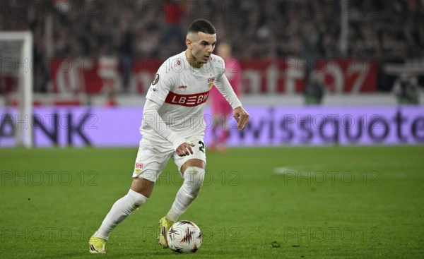 Badredine Bouanani VfB Stuttgart (27) Action on the ball Football UEFA Europa League, MHPArena, MHP Arena Stuttgart, Baden-Württemberg, Germany