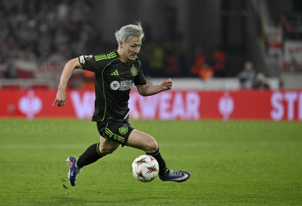 Daizen Maeda Celtic Glasgow FC (38) Action on the ball Football UEFA Europa League, MHPArena, MHP Arena Stuttgart, Baden-Württemberg, Germany