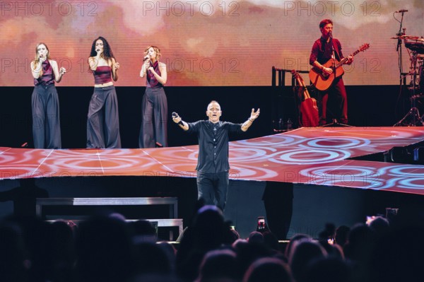 Eros Ramazzotti live on Una Storia Importante - World Tour in the Munich Olympic Hall on 25.02.2026