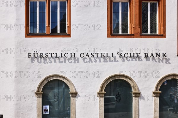 Fürstlich Castellsche Bank, Credit-Casse AG, lettering on façade, window, sunny, market square, Würzburg, Lower Franconia, district-free city, Bavaria, Germany