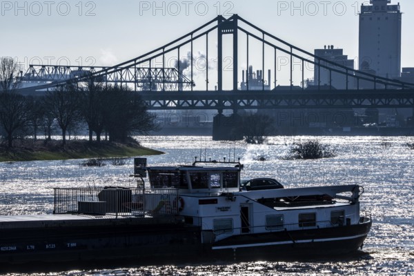 Cargo ship, Krefeld-Uerdinger bridge across the Rhine, near Krefeld-Uerdingen, flood, North Rhine-Westphalia, Germany
