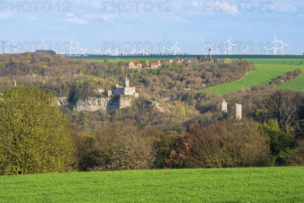 View of the ruins of Rudelsburg and Saaleck, Saaletal near Bad Kösen, Naumburg, Saxony-Anhalt, Germany