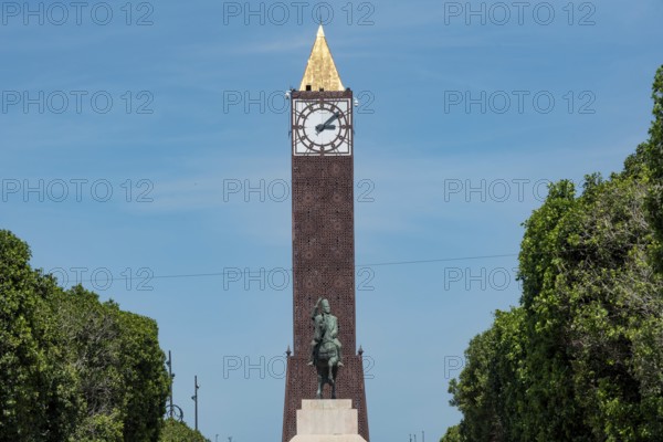 Tunis, Tunisia. 29th May 2024 The Iconic landmark Avenue Habib Bourguiba Clocktower, built to commemorate former president Ben Ali with a statue of Tunisia's first president, Habib Bourguiba, central Tunis, Tunisia