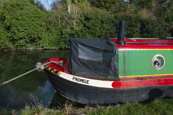 Oxford, England, UK. February 6th 2020 A Narrow boat called Promise moored on the Oxford canal in Oxford city center