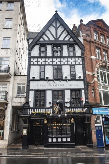 London, United Kingdom. August 2nd 2023 The George was founded in 1723 as a coffee house, became Georges Hotel in 1830 and then a public house as it is today. at 213 The Strand WC2. Former regulars of the George include Horace Walpole