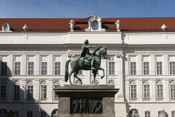 Vienna, Austria. October 5th 2023 In the film The Third Man, Harry Lime is laid at the base of the statue after the road accident on Josefsplatz Square, a well known Vienna landmark, Austria
