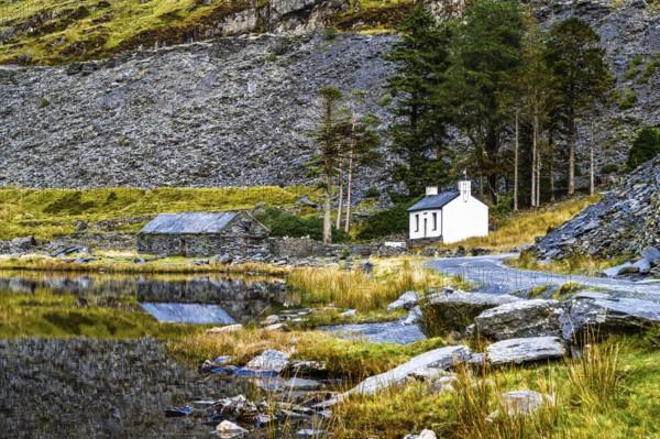 Autumn colors over Mountains and Llyn Cwmorthin Lake, Cwmorthin Terrace, North Wales, UK