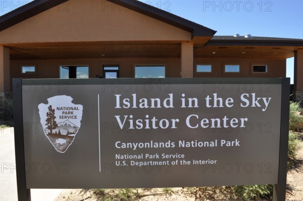 Island in the Sky Visitor Center sign in Canyonlands National Park in front of the center, Canyonlands National Park, Island in the Sky, Utah, USA