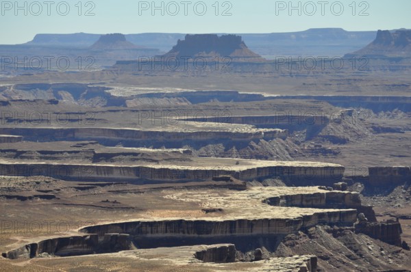Wide table mountain landscape with canyons, characteristic of arid environments, Canyonlands National Park, Island in the Sky, Utah, USA