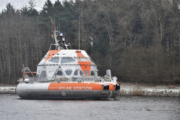 Research vessel, ship, TARA POLAR STATION sails in the Kiel Canal, NOK, Kiel Canal, Schleswig-Holstein, Germany