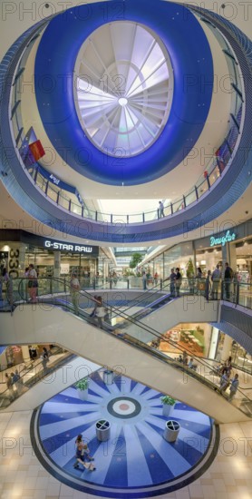 Loop 5 Department Store Panorama Innen Darmstadt Germany
