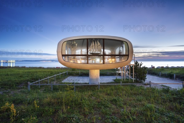 Former rescue station on the beach at dawn, now used as a wedding chapel by the registry office, Baltic resort Binz, Rügen island, Mecklenburg-Western Pomerania, Germany
