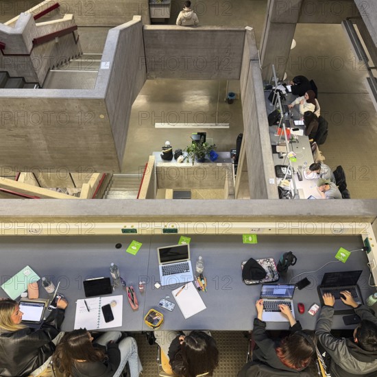 Students in the stairwell of the Ruhr University Library, abbreviated RUB, Bochum, Ruhr region, North Rhine-Westphalia, Germany