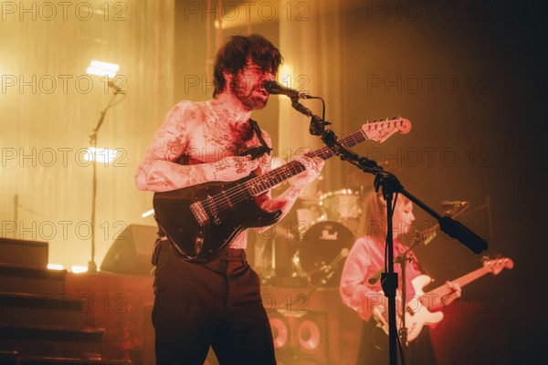 Singer Simon Neil from Biffy Clyro live on Futique Tour 2026 in Berlin's Max-Schmeling-Halle on 16.02.2026