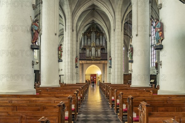 Interior and organ of the Catholic parish church of St. Peter and Paul in Straelen, North Rhine-Westphalia, Germany